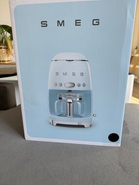 SMEG Retro-Style Coffee Maker in black NWT